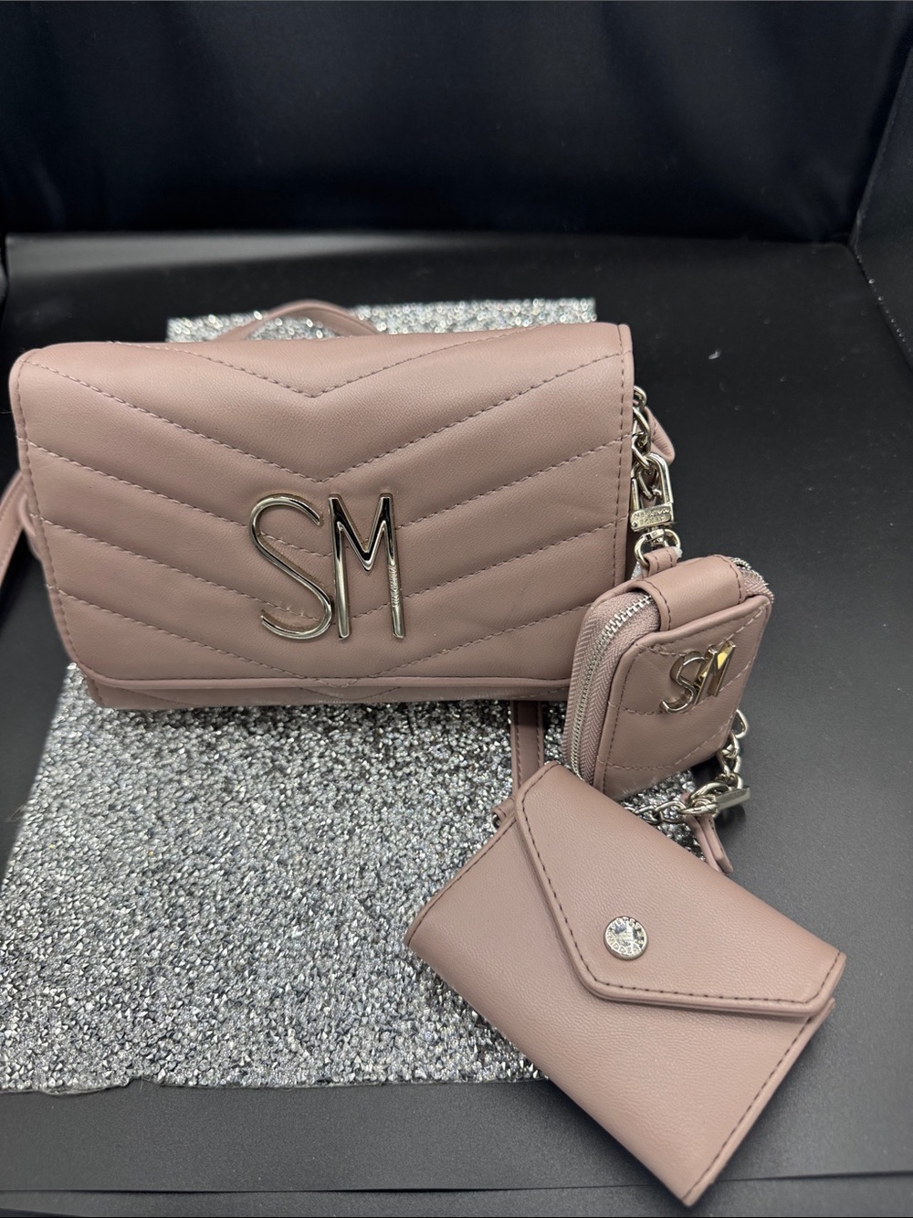 Steve Madden Quilted Crossbody Bag Set in Mauve